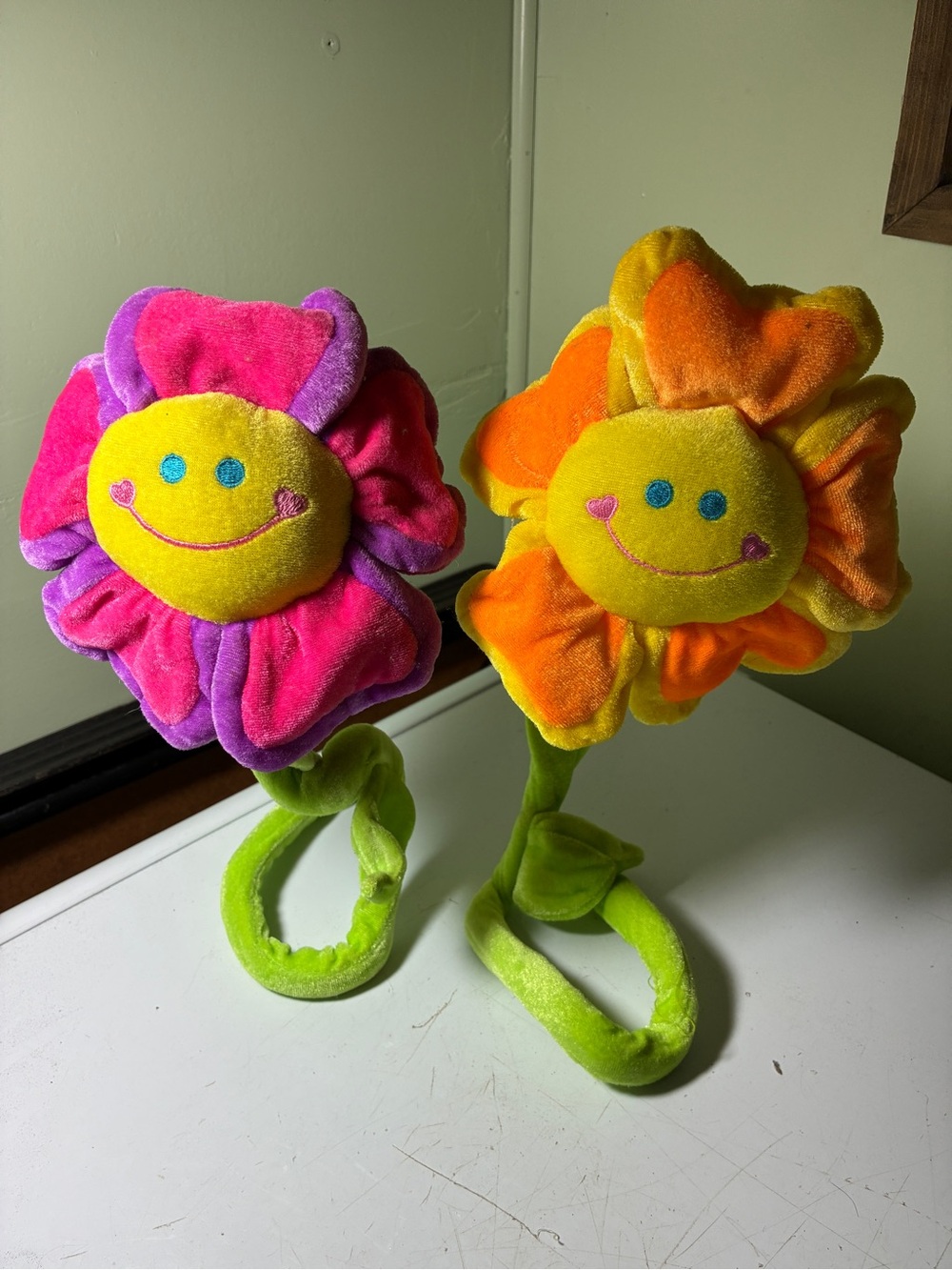 2 Fabric Flower - Poseable Wire-frame Flower, Smiling Face, Pink & yellow Petals